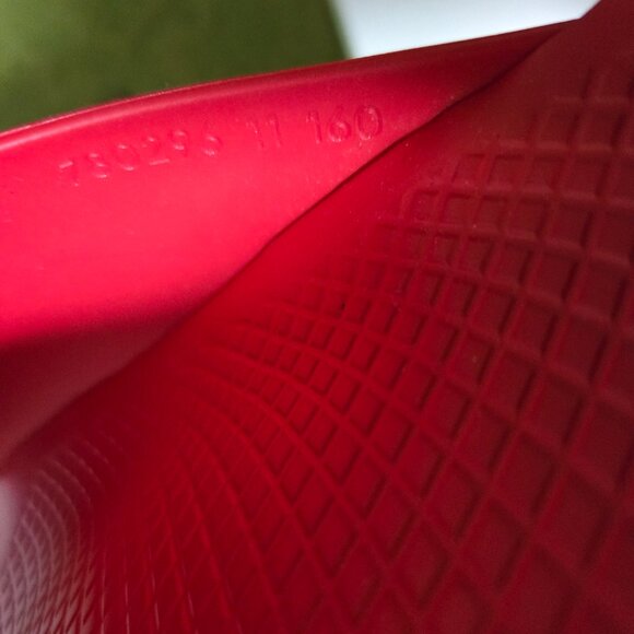 NIB Gucci interlocking G red rubber slides sandals G 11 US 11.5-12 - Picture 8 of 8